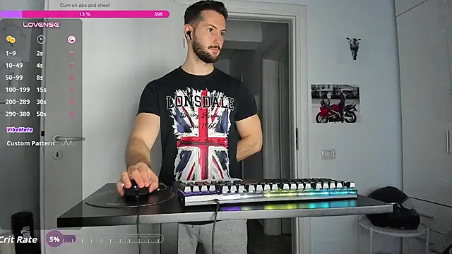 ZackFraser live XXX chat