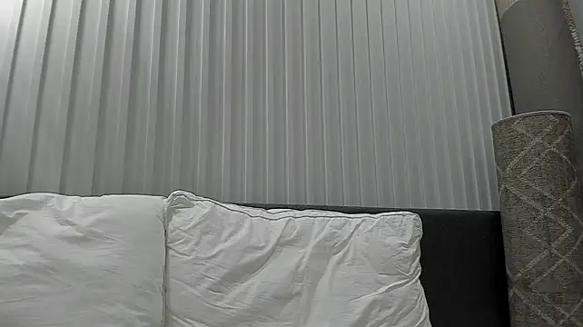 LunaWhisper_'s Live XXX Chat