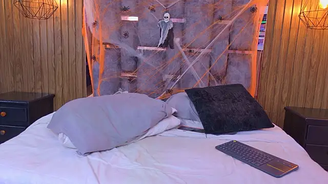 XXX chat uživo modela Dean_aimee
