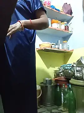 Chat +18 de Priyasexcpl ao vivo