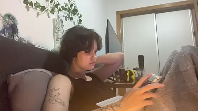 HeyFriren – Naživo XXX chat