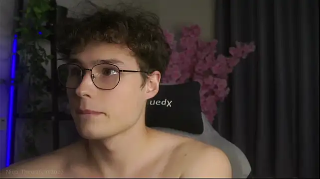 Nico_Theo Live XXX-chat