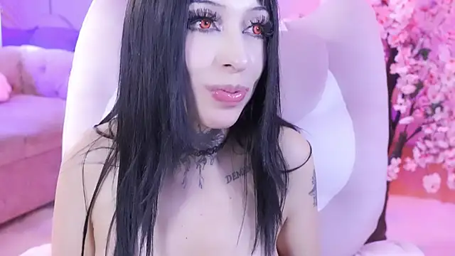 SalemBlackrose Adlı Modelin Canlı XXX Sohbeti