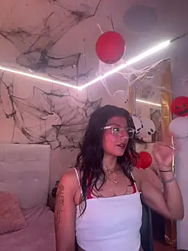 Chat +18 de SamathaMay ao vivo