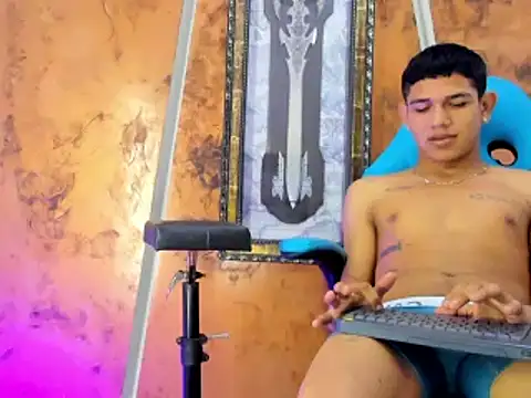 Chatroom XXX en direct de KALVIN_C