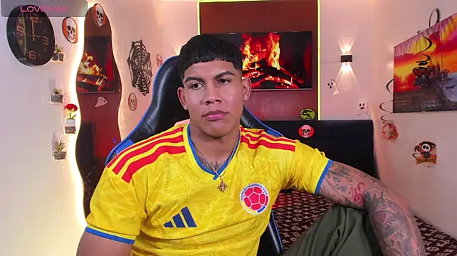 Damian_latinxxx's Live XXX Chat