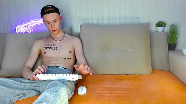 Онлайн чат XXX begjaer