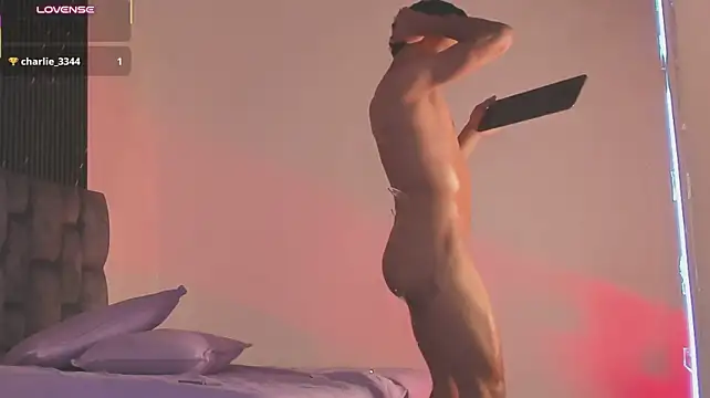 Liamsubtle01 live XXX chat