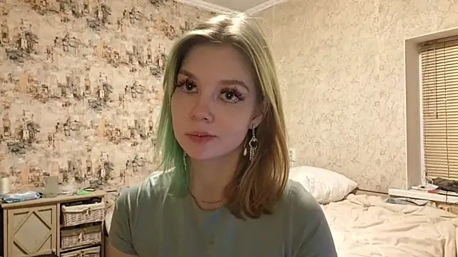 KymberlyKarhoff Chat XXX in diretta