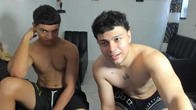 Chat XXX en directo de Santy_Stump