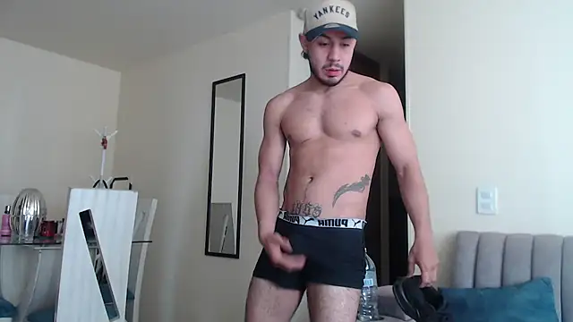 Taylor_DiamondBoy Chat XXX live
