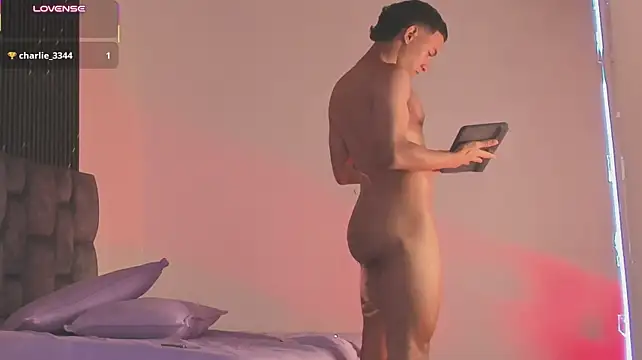 Liamsubtle01n Live XXX chat