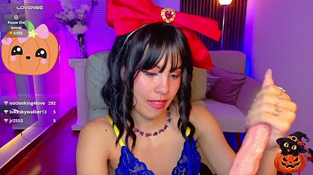 Czat XXX na żywo – dahlia_grey