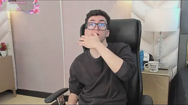 GaelDuke Chat XXX live