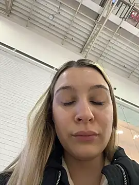 Chat XXX ao vivo de SashaCatt