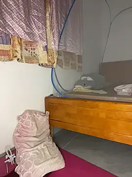 lixiaoshuai8 Adlı Modelin Canlı XXX Sohbeti