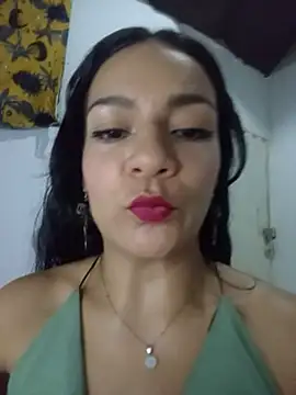 Luna_petite69's Live XXX Chat