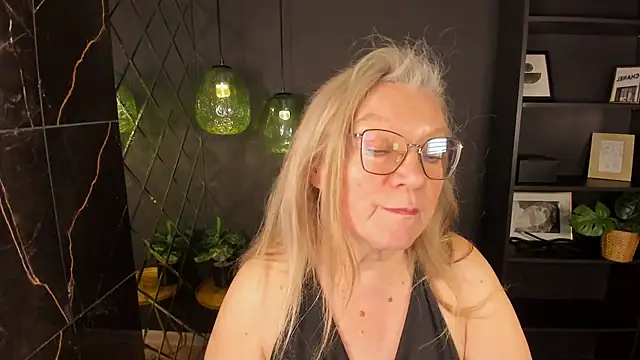NataliMellow – Naživo XXX chat