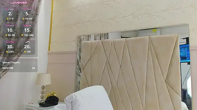 Adrien_Monteiro: απευθείας συνομιλία ΧΧΧ