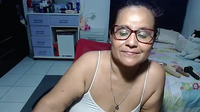 pervert_mommy_ live XXX chat