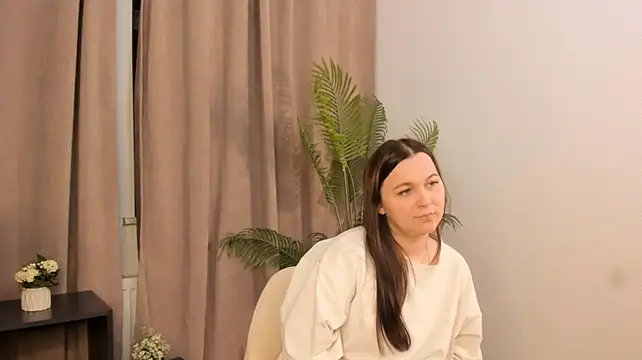 ElaineLenters Adlı Modelin Canlı XXX Sohbeti