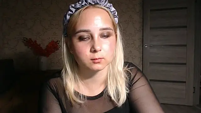 DolphinDreams Adlı Modelin Canlı XXX Sohbeti