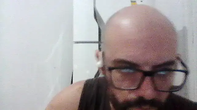 צ'אט XXX בשידור חי של Robsonitj90