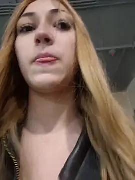 KatherineCatn Live XXX chat
