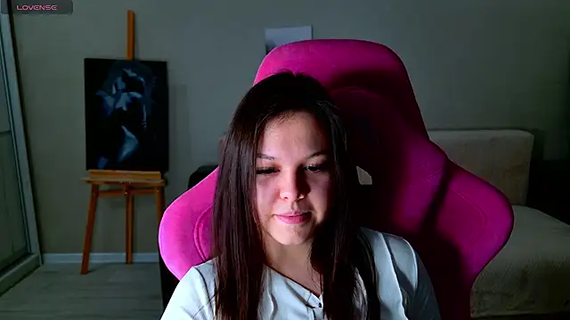 DelarySong Adlı Modelin Canlı XXX Sohbeti