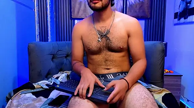 3MPI7ERNO Chat XXX live