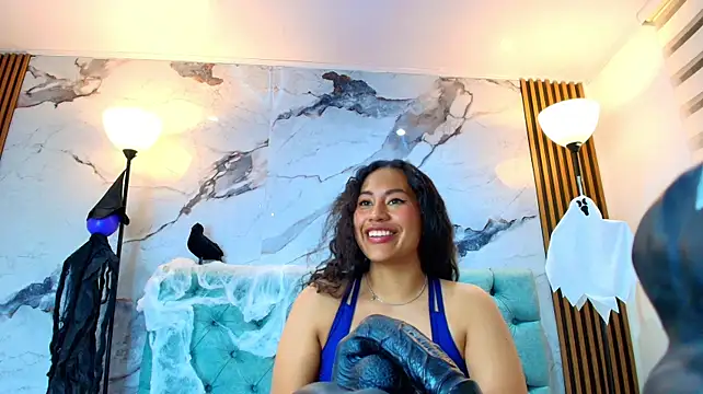 SaraVasquez_ Adl ı Modelin Canlı XXX Sohbeti