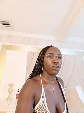 KayiVibes Adlı Modelin Canlı XXX Sohbeti