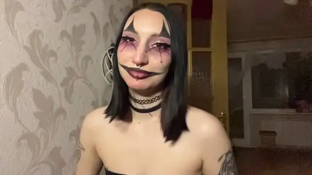 DonellaKockler Adlı Modelin Canlı XXX Sohbeti