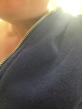 Chat +18 de julimonroe ao vivo