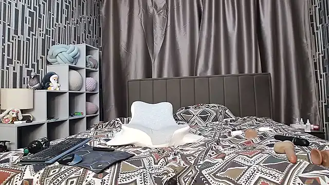 scyrim2 XXX чат на живо