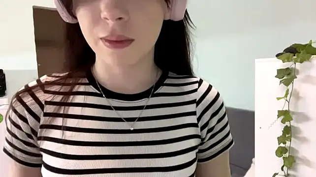 EdelinBegsher's Live XXX Chat