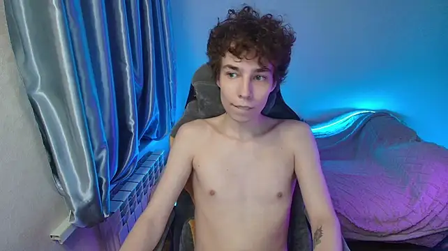 Chat XXX en directo de Adam_Kroy