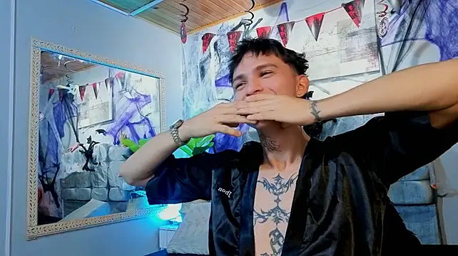 Axel_Ryder Adlı Modelin Canlı XXX Sohbeti