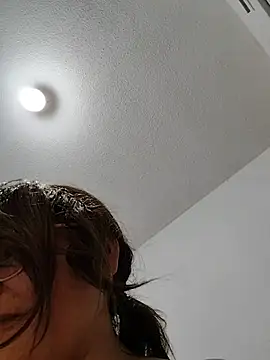 Chat XXX ao vivo de AlexxiaaMat