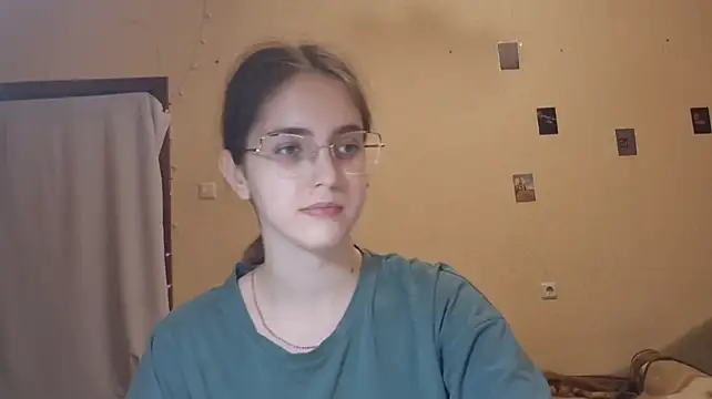 Katelemon XXX чат на живо
