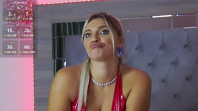 Lorehottie Adlı Modelin Canlı XXX Sohbeti