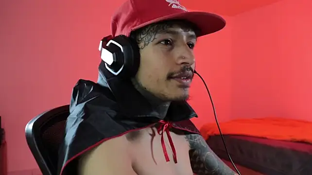 trieone's Webcam Show