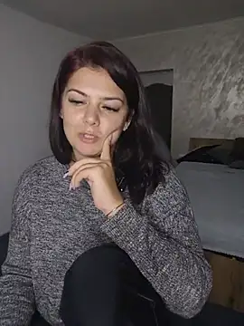 Lady-Nora Adlı Modelin Canlı XXX Sohbeti