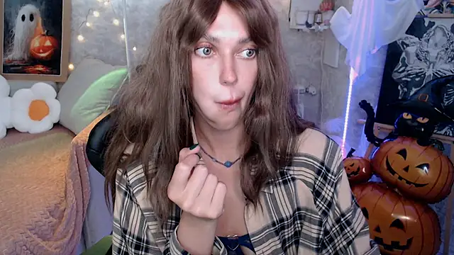 NickyAdamidi Adlı Modelin Canlı XXX Sohbeti