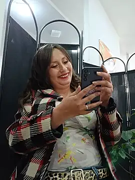 LIA--23 Live XXX Chat