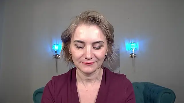 AdeleRocher Chat XXX in diretta