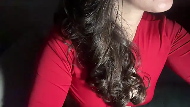GODDESS-NIKI-EYLUL Adlı Modelin Canlı XXX Sohbeti