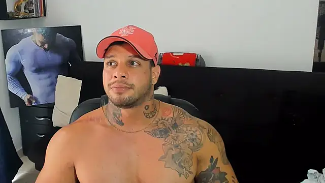 MarckMathews XXX чат на живо