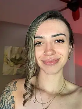 Tiny-Mimi live XXX chat