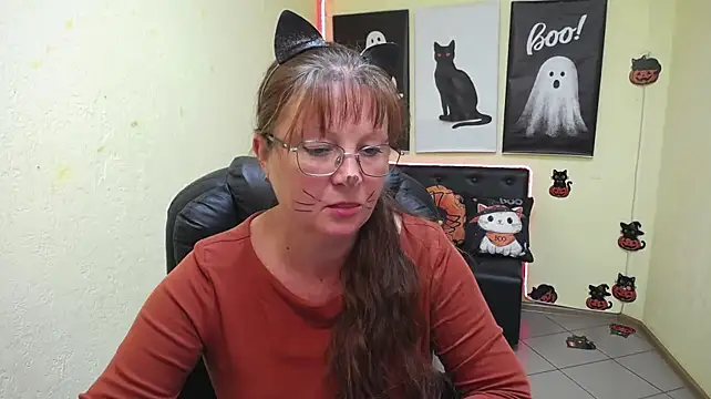 دردشة VanessaHotts الجنسية المباشرة